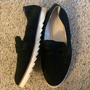 Caslon women’s black/white loafer